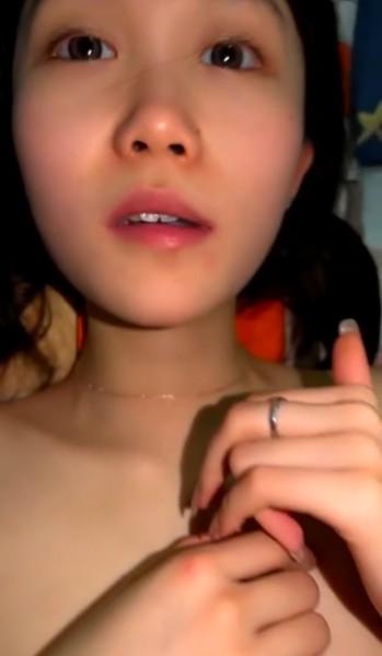 Background nonton video viral Bocil Perawan Perkosa Adik Crot Di Luar Hd PART 2