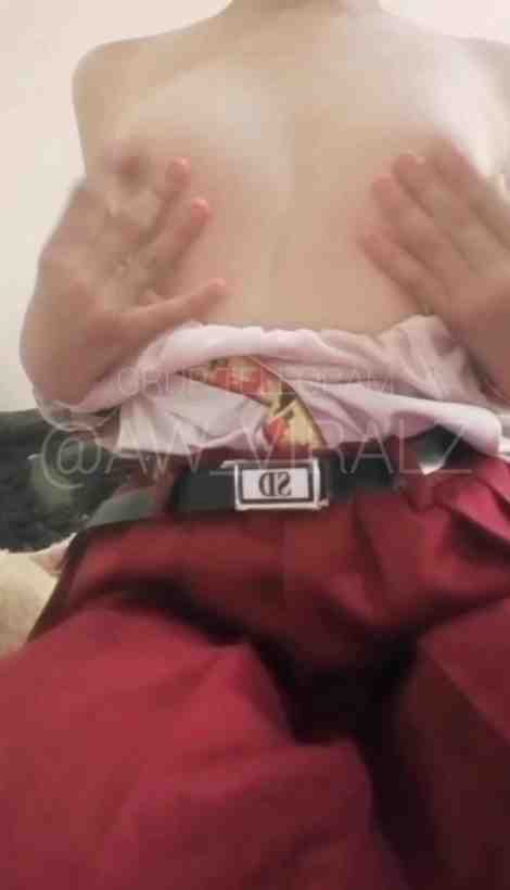 Background nonton video viral Bocil Smp Di Kelas Spil Spil Uting Saat Jam Istirahat Dood